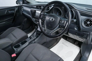 Хетчбэк Toyota Auris 2015 года, 1319000 рублей, Челябинск