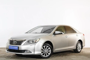 Седан Toyota Camry 2012 года, 1749000 рублей, Тюмень