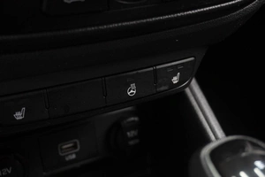 Седан Hyundai Solaris 2019 года, 1330000 рублей, Омск