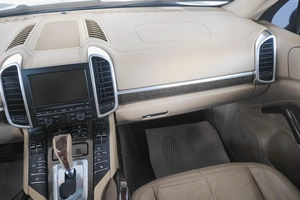 Внедорожник Porsche Cayenne 2011 года, 3219000 рублей, Кемерово