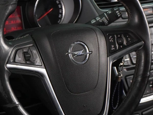Внедорожник Opel Mokka 2015 года, 999000 рублей, Воронеж