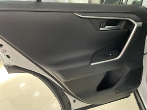 Внедорожник Toyota RAV4 2019 года, 2987000 рублей, Солонцы