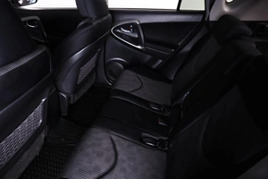 Внедорожник Toyota RAV4 2011 года, 1659000 рублей, Пермь
