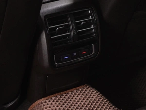 Седан Volkswagen Passat 2015 года, 1814000 рублей, Красный Пахарь