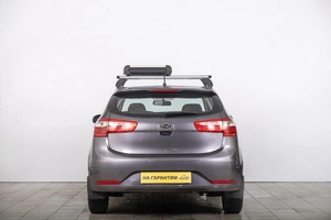 Хетчбэк Kia Rio 2012 года, 599000 рублей, Томск