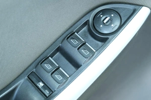 Хетчбэк Ford Focus 2012 года, 709000 рублей, Омск