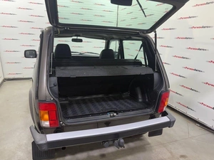 Внедорожник ВАЗ (LADA) 4x4 (Нива) 2019 года, 795000 рублей, Красноярск