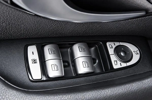Седан Mercedes-benz E-класс 2018 года, 2749000 рублей, Челябинск