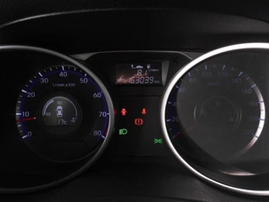 Внедорожник Hyundai ix35 2015 года, 1349000 рублей, Красный Пахарь