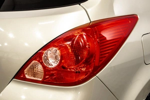 Седан Nissan Tiida 2006 года, 599000 рублей, Барнаул