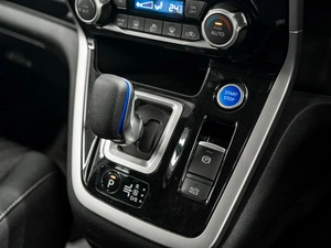 Минивэн Nissan Serena 2019 года, 2205000 рублей, Красноярск