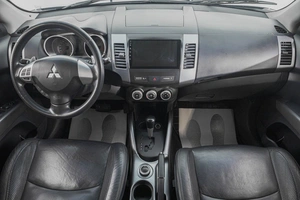 Внедорожник Mitsubishi Outlander 2007 года, 1399000 рублей, Барнаул