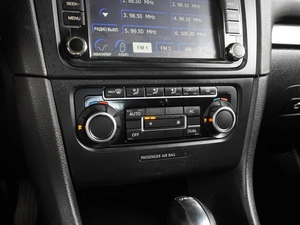 Хетчбэк Volkswagen Golf 2010 года, 979000 рублей, Воронеж