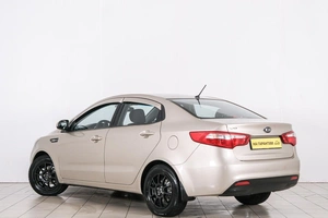 Седан Kia Rio 2013 года, 769000 рублей, Красноярск