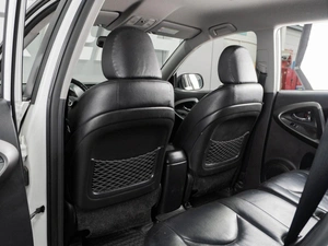 Внедорожник Toyota RAV4 2011 года, 1920000 рублей, Тюмень