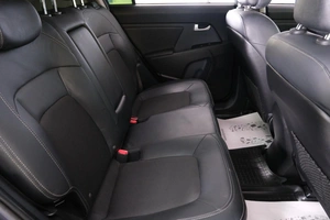 Внедорожник Kia Sportage 2013 года, 1399000 рублей, Омск