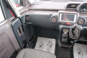Минивэн Toyota Porte 2014 года, 729000 рублей, Красноярск