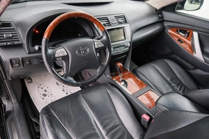 Седан Toyota Camry 2008 года, 1039000 рублей, Красноярск