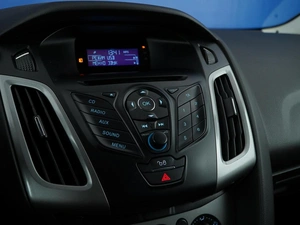 Хетчбэк Ford Focus 2012 года, 848077 рублей, Москва