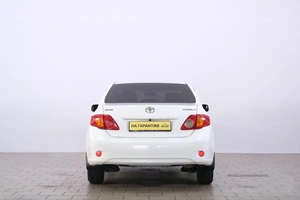 Седан Toyota Corolla 2008 года, 769000 рублей, Омск