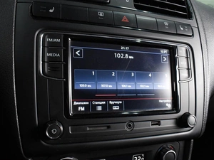 Седан Volkswagen Polo 2015 года, 1074000 рублей, Воронеж