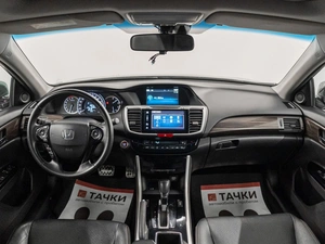 Седан Honda Accord 2017 года, 2170000 рублей, Красноярск