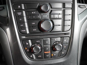 Хетчбэк Opel Astra 2013 года, 834000 рублей, Воронеж