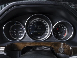 Седан Mercedes-benz E-класс 2013 года, 2014000 рублей, Ставрополь