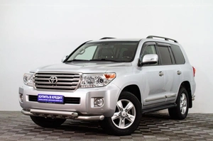 Внедорожник Toyota Land Cruiser 2012 года, 3299000 рублей, Сургут