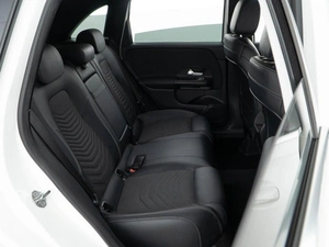 Хетчбэк Mercedes-benz B-класс 2020 года, 2185055 рублей, Москва