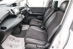 Минивэн Honda Freed 2014 года, 1299000 рублей, Красноярск