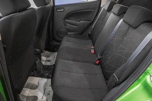 Хетчбэк Mazda 2 2012 года, 1249000 рублей, Барнаул