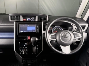 Минивэн Toyota Roomy 2018 года, 1280000 рублей, Нижневартовск