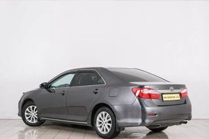 Седан Toyota Camry 2013 года, 1159000 рублей, Красноярск