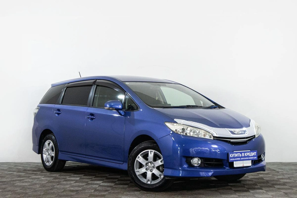 Минивэн Toyota Wish 2015 года, 2189000 рублей, Сургут