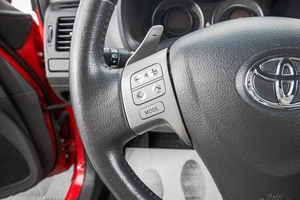 Хетчбэк Toyota Auris 2007 года, 699000 рублей, Барнаул