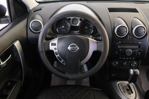 Внедорожник Nissan Qashqai 2007 года, 889000 рублей, Омск