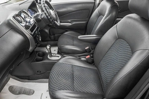 Хетчбэк Nissan Note 2013 года, 849000 рублей, Барнаул