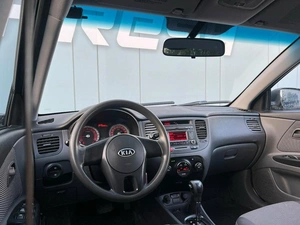 Хетчбэк Kia Rio 2011 года, 590000 рублей, Ижевск