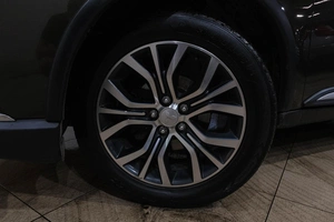 Внедорожник Mitsubishi Outlander 2015 года, 2049000 рублей, Новокузнецк