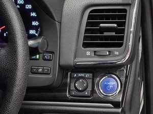 Седан Toyota Crown 2015 года, 3099000 рублей, Красноярск