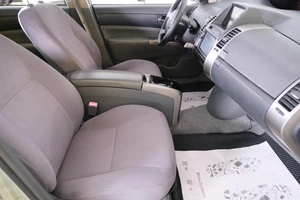 Лифтбек Toyota Prius 2008 года, 689000 рублей, Омск