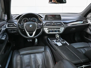 Седан BMW 7 серия 2017 года, 3274000 рублей, Кирилловка