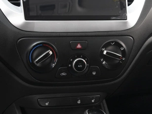 Седан Hyundai Solaris 2017 года, 1220000 рублей, Омск