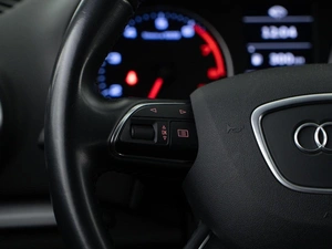 Хетчбэк Audi A3 2015 года, 1660000 рублей, Москва