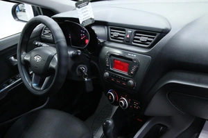 Хетчбэк Kia Rio 2012 года, 833000 рублей, Солонцы