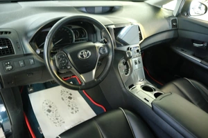 Внедорожник Toyota Venza 2013 года, 2749000 рублей, Омск