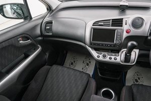 Минивэн Honda Stream 2010 года, 1099000 рублей, Красноярск
