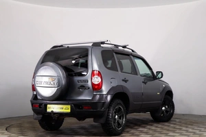 Внедорожник Chevrolet Niva 2017 года, 719000 рублей, Пермь