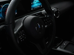 Седан Mercedes-benz A-класс 2020 года, 1999077 рублей, Москва